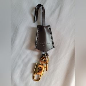 Louis vuitton clochette, lock and keys